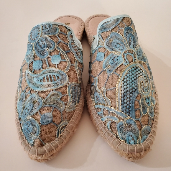 SESTO MEUCCI Sz 8 Lace Espadrille Mules Floral Applique Gold Blue Natural Color - Picture 9 of 16